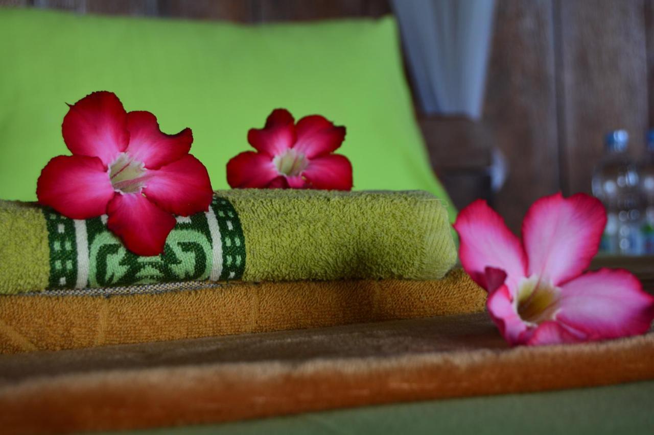 Sunari Beach Resort Selayar Matalalang Kültér fotó