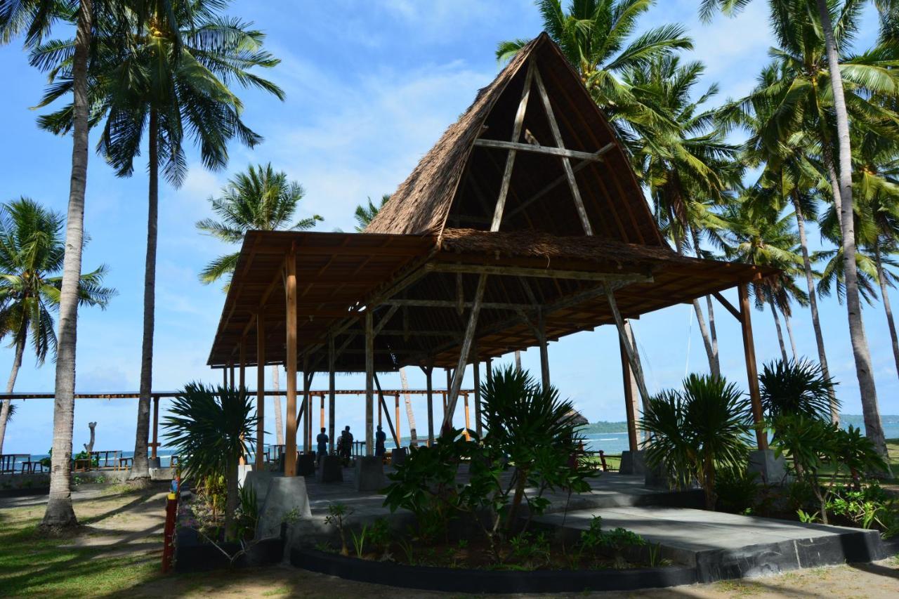 Sunari Beach Resort Selayar Matalalang Kültér fotó