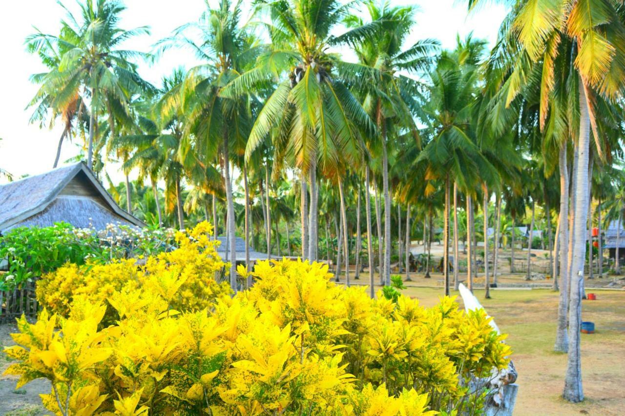 Sunari Beach Resort Selayar Matalalang Kültér fotó