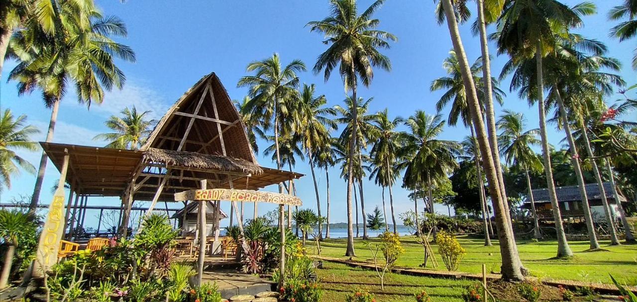 Sunari Beach Resort Selayar Matalalang Kültér fotó