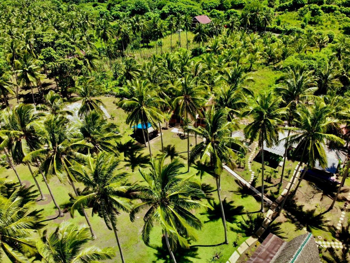 Sunari Beach Resort Selayar Matalalang Kültér fotó