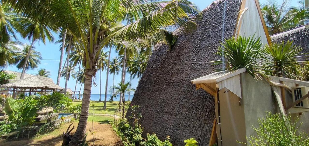 Sunari Beach Resort Selayar Matalalang Kültér fotó